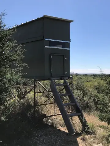 Deer blind